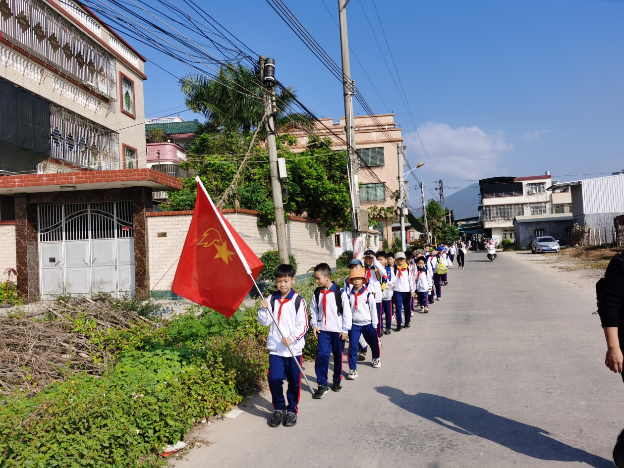 走出课堂，感悟劳动——记潮州市湘桥区磷溪镇溪口二祥杰学校劳动实践活动